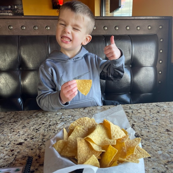 Meet your Posher Gina - Picture 3 of 8